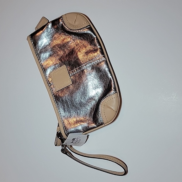 COACH | Silver Metallic Tan Wristlet - Picture 1 of 6
